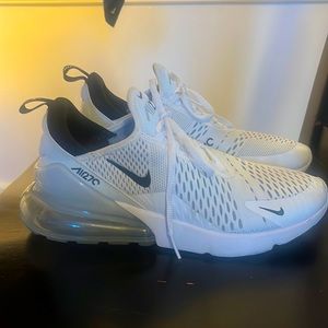 Nike Air Max 270 woman’s size 8